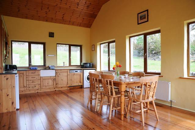 Griffins Holiday Cottage Дингл Экстерьер фото